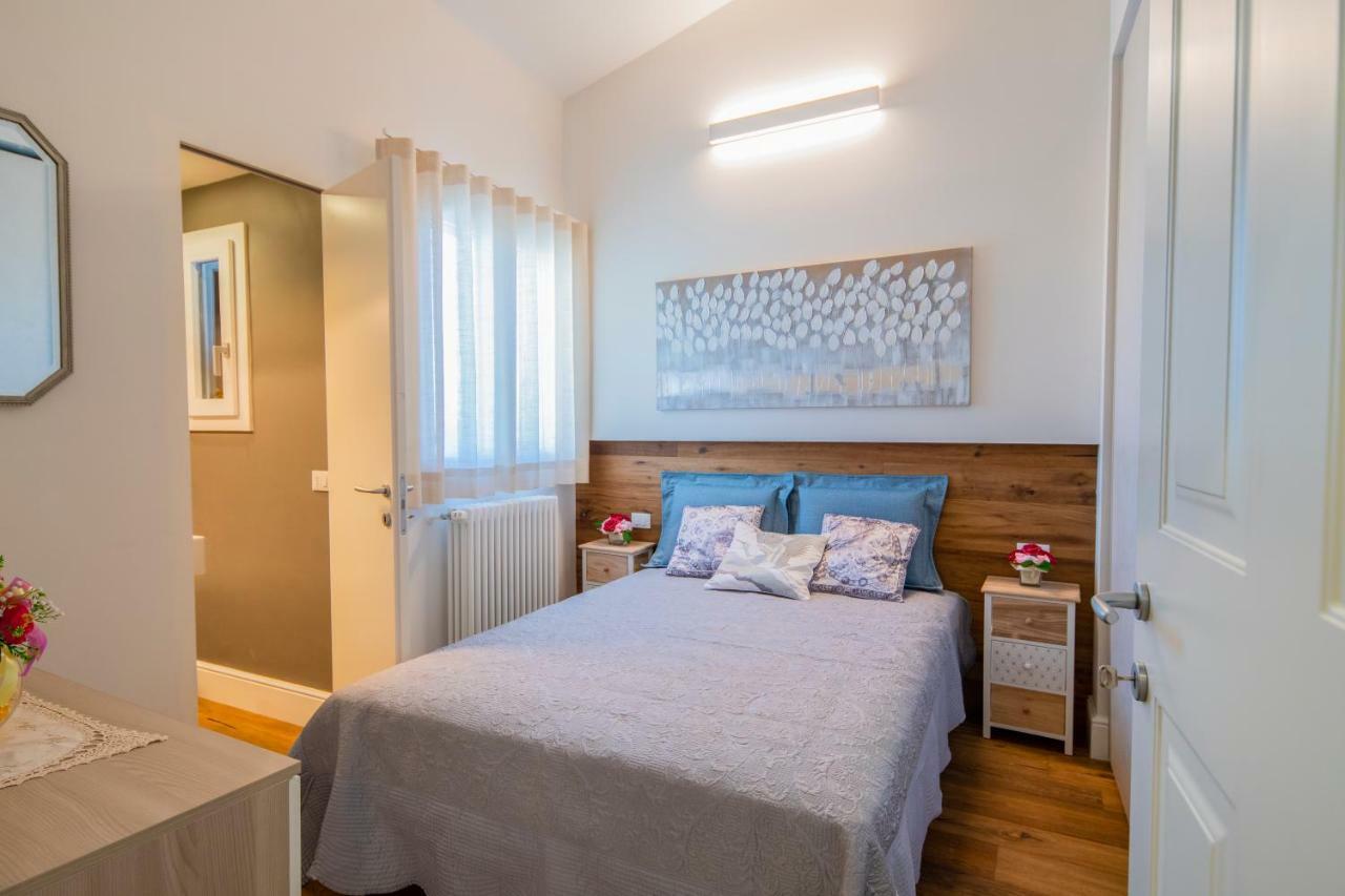 Oltrarno Lily Suite Floransa Dış mekan fotoğraf