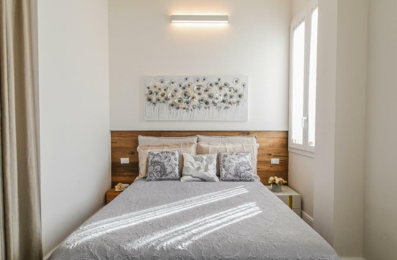 Oltrarno Lily Suite Floransa Dış mekan fotoğraf